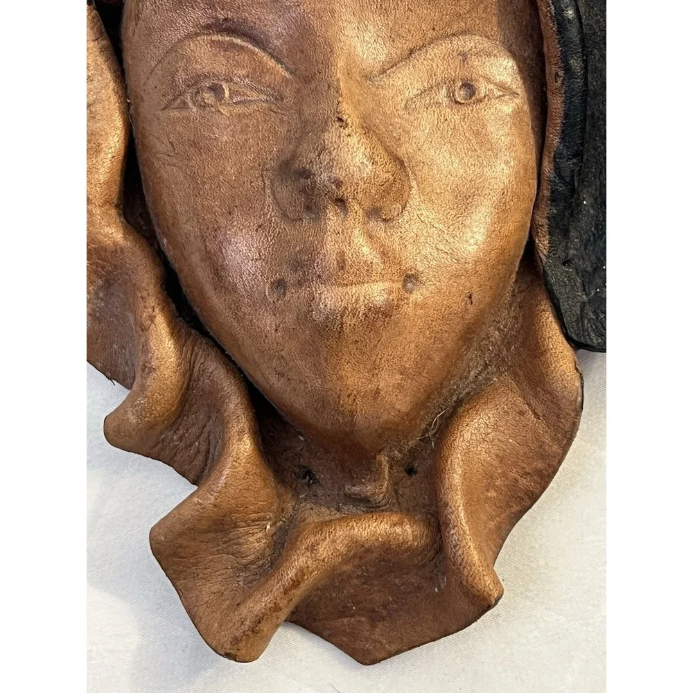 Face Mask Molded Sculpture Handmade Wall Hanging Decor VTG Genuine Leather 9 X 6